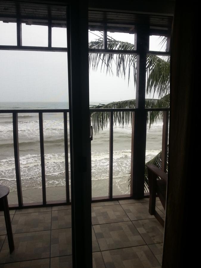 La Delphina Bed And Breakfast Bar And Grill La Ceiba Extérieur photo
